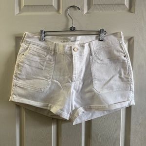 Old Navy Boyfriend shorts